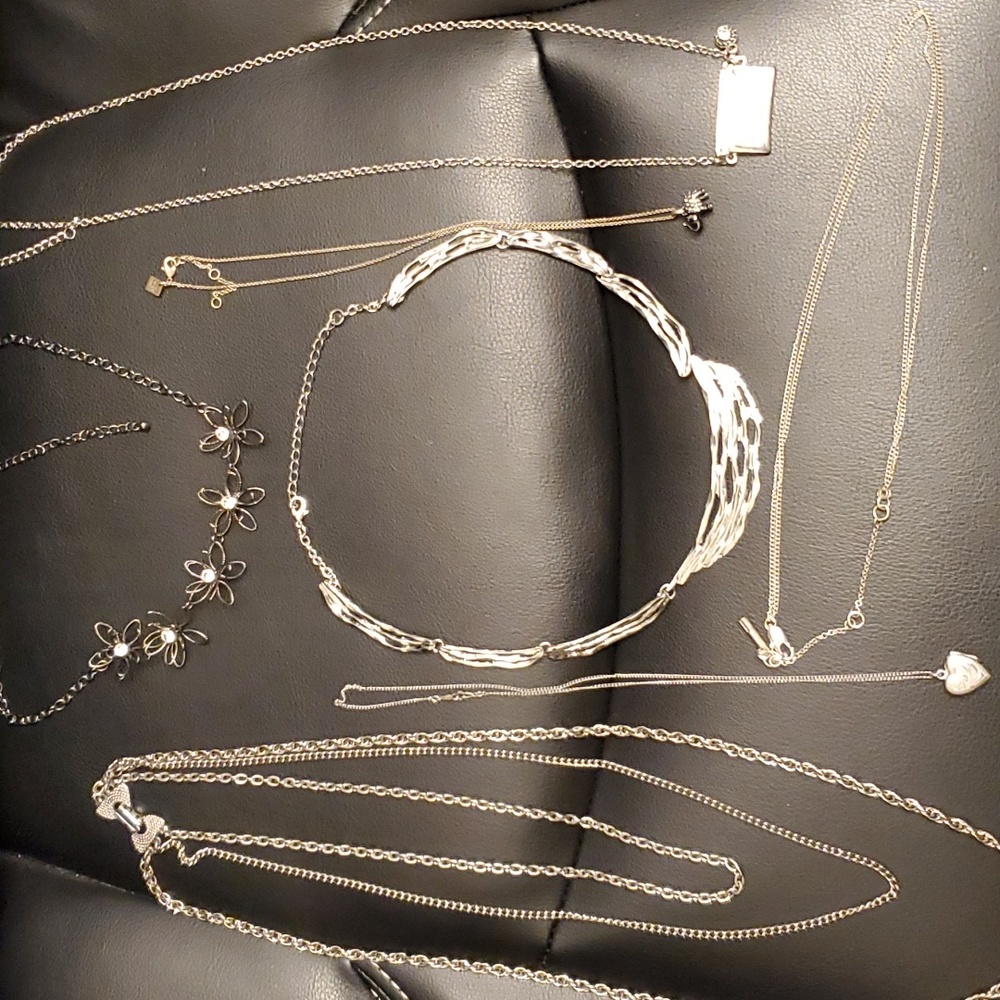 7 -Necklaces LOT#3